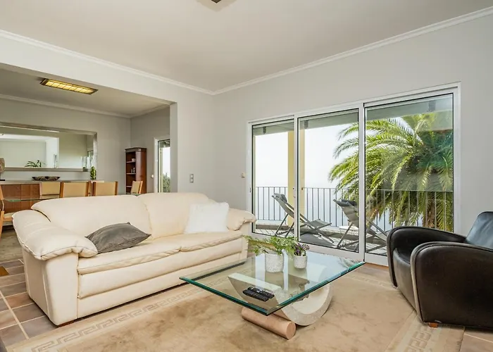 Casa Da Palmeira * פונשל